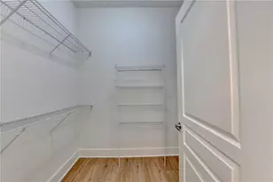 799 Hammond Dr, Atlanta, GA 30328 - Photo 28