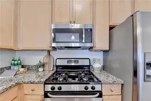 799 Hammond Dr, Atlanta, GA 30328 - Photo 14