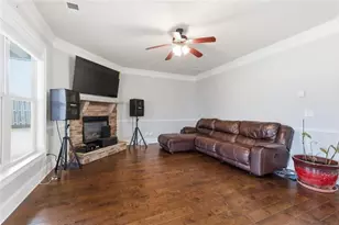 6230 Wynfield Dr, Flowery Branch, GA 30542 - Photo 16