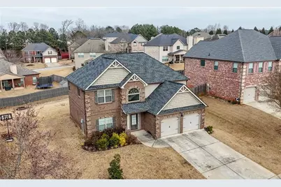 6230 Wynfield Drive, Flowery Branch, GA 30542 - Photo 2