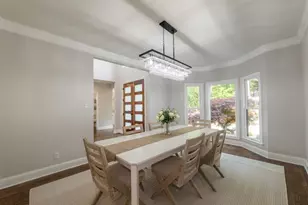 6340 Barberry Hill Dr, Gainesville, GA 30506 - Photo 10