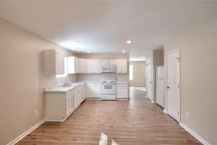 407 Wall St, Monroe, GA 30655 - Photo 12