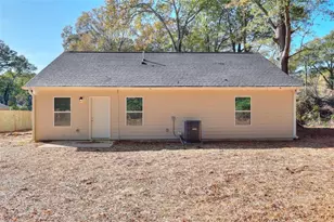 407 Wall St, Monroe, GA 30655 - Photo 4