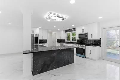 2281 Fox Hound Parkway, Marietta, GA 30062 - Photo 12