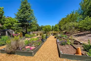 2300 Peachford Rd, Dunwoody, GA 30338 - Photo 26