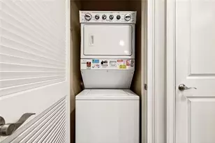 2300 Peachford Rd, Dunwoody, GA 30338 - Photo 18