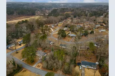 689 Gettysburg Trail NE, Kennesaw, GA 30144 - Photo 6