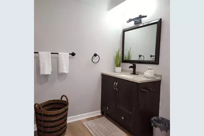 1301 Cambridge Avenue, East Point, GA 30344 - Photo 10