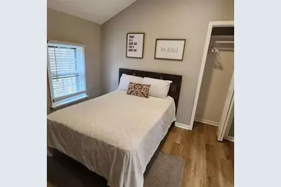 1301 Cambridge Avenue, East Point, GA 30344 - Photo 4