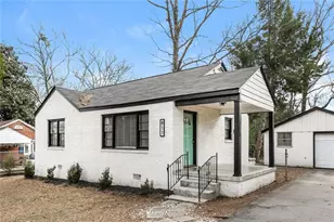 811 Dennis Dr, Forest Park, GA 30297 - Photo 2