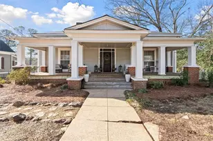 209 N Cave Spring St, Cedartown, GA 30125 - Photo 1