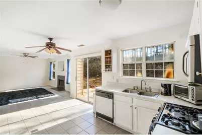 1401 Windmoor, Kennesaw, GA 30144 - Photo 18