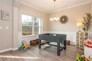 529 Belmont Ln, Dallas, GA 30132 - Photo 8