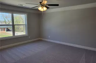 24A Richardson St, Winder, GA 30680 - Photo 10