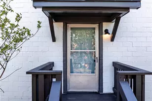 2415 Charleston Oaks Ln, Decatur, GA 30030 - Photo 4