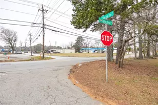 1651 Donna Lynn Dr, Smyrna, GA 30080 - Photo 26