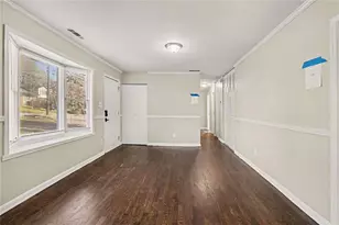 6099 Biscayne Dr, Forest Park, GA 30297 - Photo 6