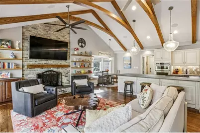 7265 Hunters Branch Drive, Atlanta, GA 30328 - Photo 16