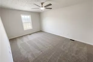 266 Lambert Overlook Cir, Carrollton, GA 30117 - Photo 8