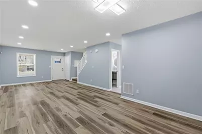 6248 Marbut Farms Lane, Lithonia, GA 30058 - Photo 8