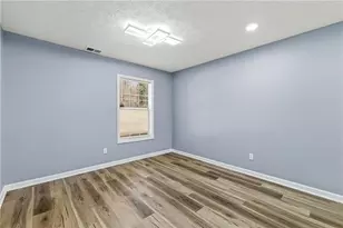 6248 Marbut Farms Ln, Lithonia, GA 30058 - Photo 8