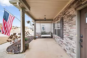 612 Quail Ct, Good Hope, GA 30641 - Photo 2