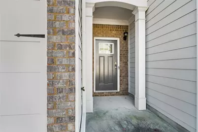 7624 Squire Court, Fairburn, GA 30213 - Photo 4