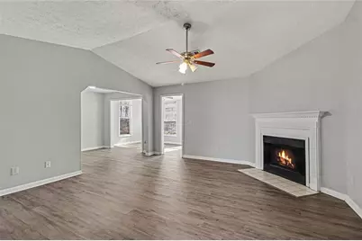 220 Westcliffe Court, College Park, GA 30349 - Photo 4