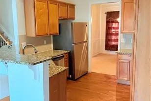 549 Granite Ct, Lawrenceville, GA 30044 - Photo 4