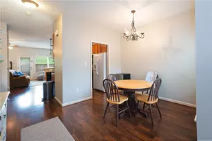 2575 Maple Park Pl, Cumming, GA 30041 - Photo 2