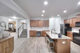 4069 Anthony Creek Dr, Loganville, GA 30052 - Photo 10