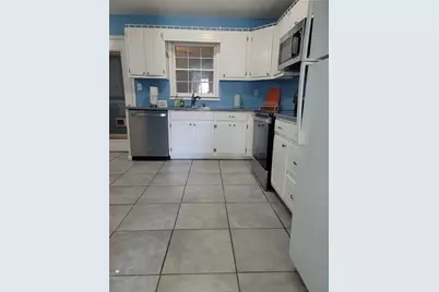 1695 SE Winchester Way, Conyers, GA 30013 - Photo 12