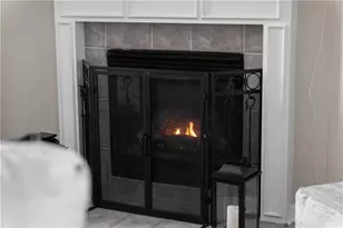 7404 Blue Jay Way, Union City, GA 30291 - Photo 10