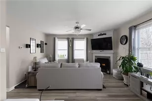 7404 Blue Jay Way, Union City, GA 30291 - Photo 8