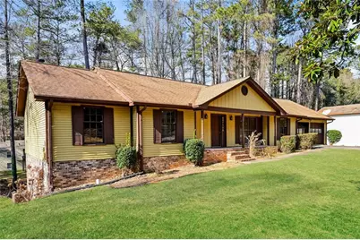 3729 Salem Trail, Lithonia, GA 30038 - Photo 2