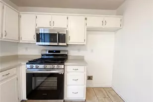 10454 Irongate Ln, Jonesboro, GA 30238 - Photo 14