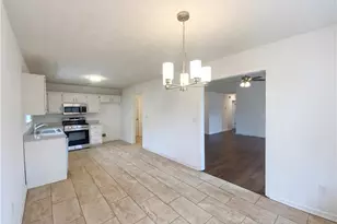 10454 Irongate Ln, Jonesboro, GA 30238 - Photo 12