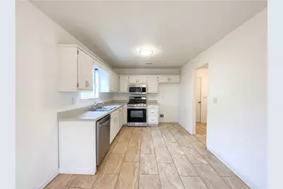 10454 Iron Gate Lane, Jonesboro, GA 30238 - Photo 2