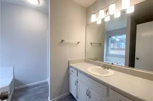 10454 Irongate Ln, Jonesboro, GA 30238 - Photo 6