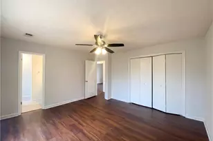 10454 Irongate Ln, Jonesboro, GA 30238 - Photo 4