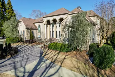 1905 Kathy Whitworth Drive, Braselton, GA 30517 - Photo 4