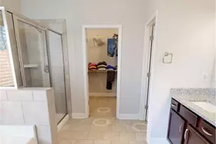 6619 Blue Cove Dr, Flowery Branch, GA 30542 - Photo 8