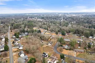 1012 Tanglewood Dr, Gainesville, GA 30501 - Photo 24