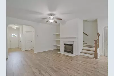 6413 Shalks Crossing Drive, Lithonia, GA 30058 - Photo 4