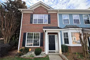 379 Pine Hill Pl, Norcross, GA 30093 - Photo 2