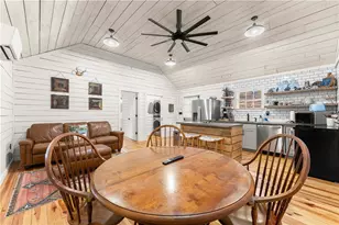 121 Waterfalls Wy, Clarkesville, GA 30523 - Photo 16