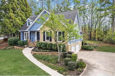 124 Price Hills Court, Sugar Hill, GA 30518 - Photo 2