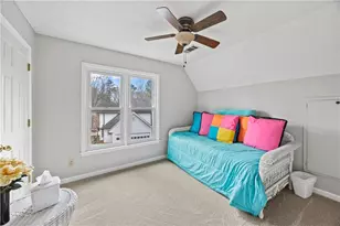 124 Price Hills Ct, Sugar Hill, GA 30518 - Photo 16