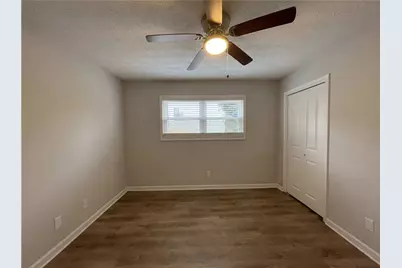 1606 Fieldgreen Overlook, Stone Mountain, GA 30088 - Photo 4