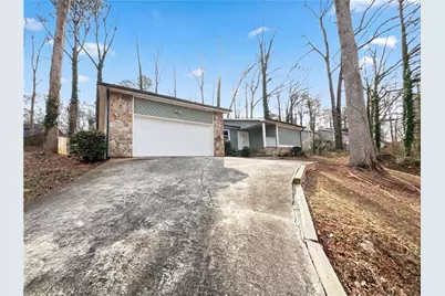 1606 Fieldgreen Overlook, Stone Mountain, GA 30088 - Photo 6
